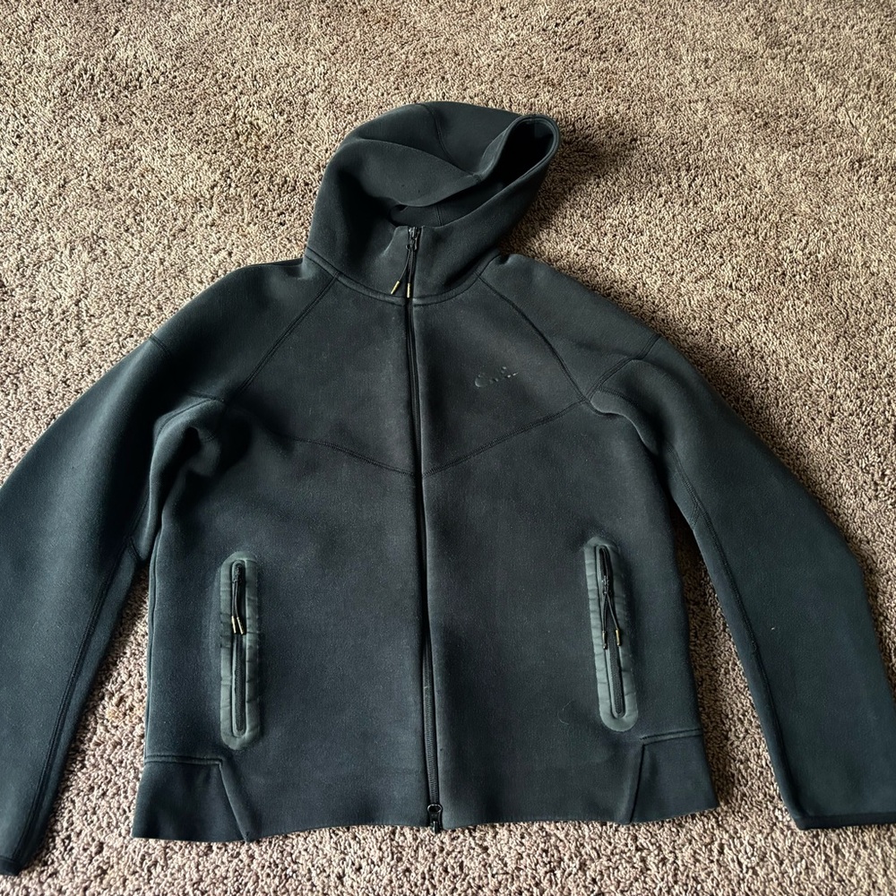 Nike Tech Black Zip Up Men's Sweater